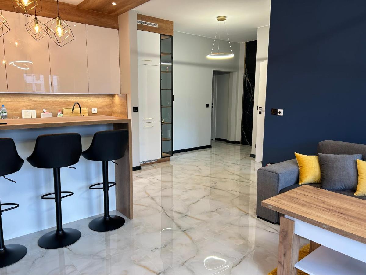 Golden Luxury Suite Nowy Dwor Mazowiecki Bagian luar foto